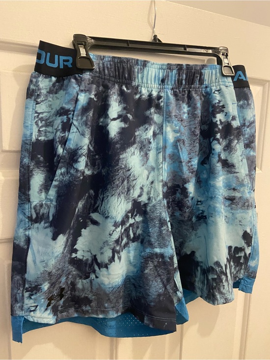 Under Armour Other - Under Armour Large L Men’s Blue and Black Tie-Dye Performance Shorts